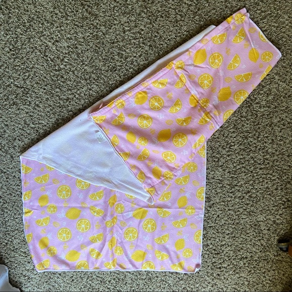 SOLD NWT ULTA 2 in 1 towel bag - Picture 5 of 5
